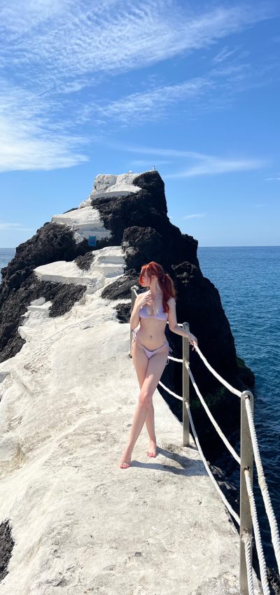 {"ARInfo":{"IsUseAR":false},"Version":"1.0.0","MakeupInfo":{"IsUseMakeup":false},"FaceliftInfo":{"IsChangeEyeLift":false,"IsChangeFacelift":false,"IsChangePostureLift":false,"IsChangeNose":false,"IsChangeFaceChin":false,"IsChangeMouth":false,"IsChangeThinFace":true},"BeautyInfo":{"SwitchMedicatedAcne":false,"IsAIBeauty":false,"IsBrightEyes":false,"IsSharpen":false,"IsOldBeauty":false,"IsReduceBlackEyes":false},"HandlerInfo":{"AppName":2},"FilterInfo":{"IsUseFilter":false}}